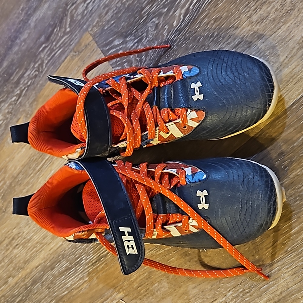 Kids Under Armour cleats